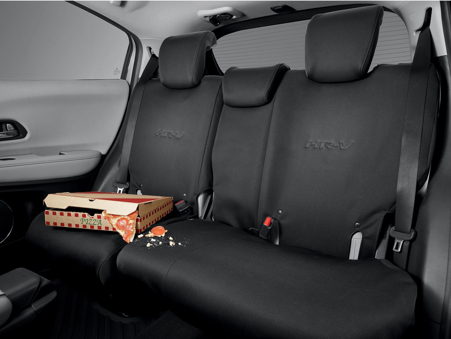 REAR SEAT COVERS (Part Number:) REAR SEAT COVERS (part number:)